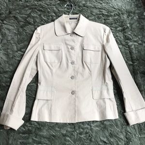 Tahari Linen/Cotton Blazer - size S/P